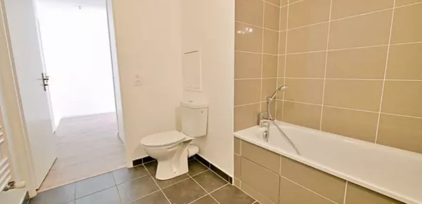Location d’un T2 non meublé au 9 Esplanade Nova, 94800, Villejuif